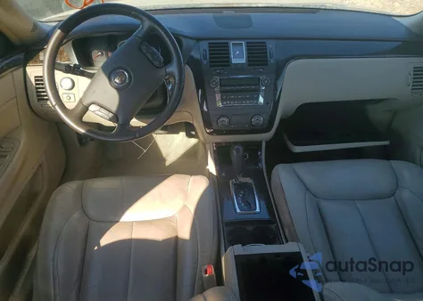 2010 Cadillac Dts from USA, damaged, VIN 1G6KA5EY5AU123727